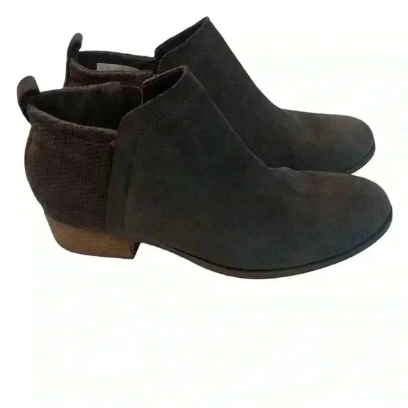 Tom’s Womens 9.5M Gray Suede Ankle Booties Side Zip - Picture 1 of 8